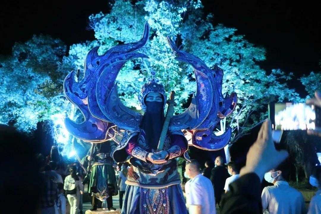 九龙坡举行九龙意库2024 COOL邻生活节